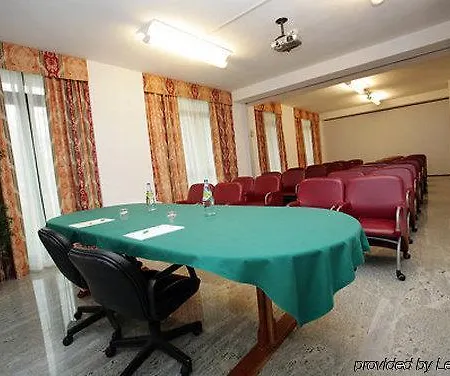 Rivoli Hotel 