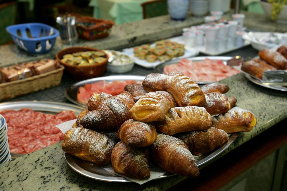 Rivoli Hotel Hotel 3*