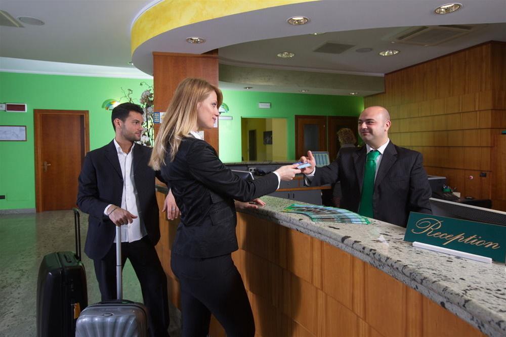 Rivoli Hotel Hotel 3*